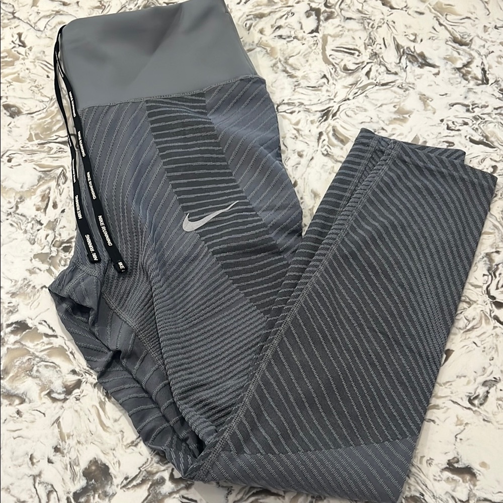 Nike Gray Striped Leggings